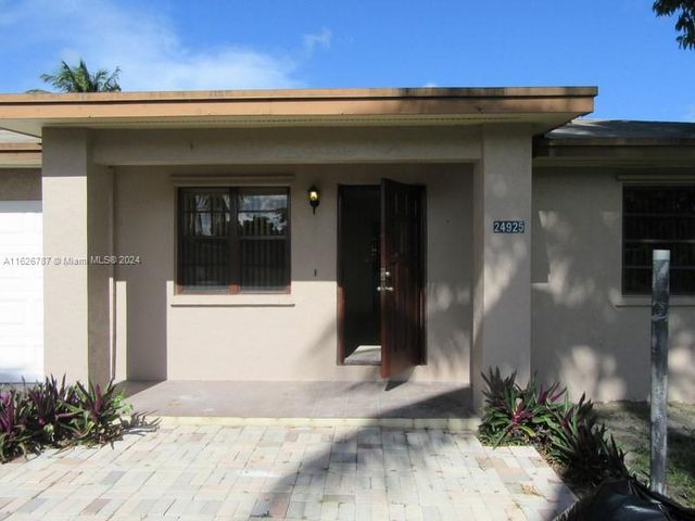 24925 SW 134th Ct, Homestead, FL 33032