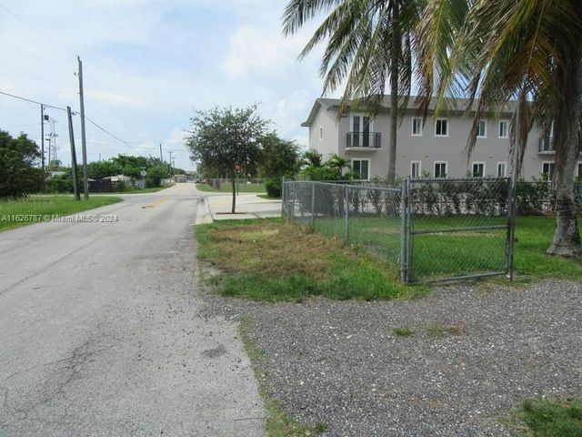 24925 SW 134th Ct, Homestead, FL 33032