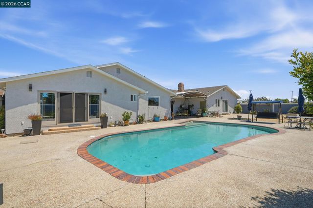 1911 Minnesota Ave, Brentwood, CA 94513