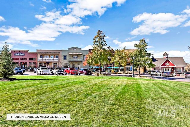 5707 W Hidden Springs Dr, Boise, ID 83714
