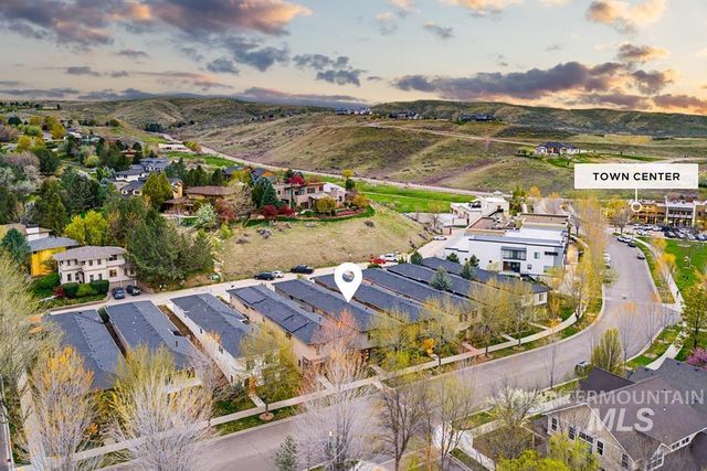 5707 W Hidden Springs Dr, Boise, ID 83714