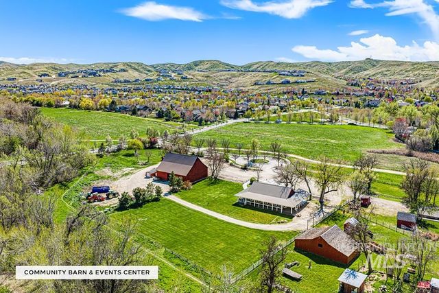 5707 W Hidden Springs Dr, Boise, ID 83714