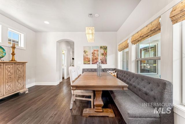 5707 W Hidden Springs Dr, Boise, ID 83714