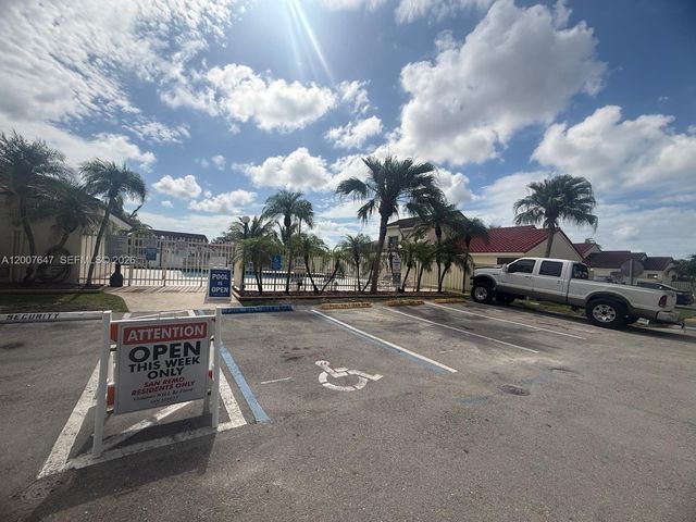 1004 San Remo Circle, Homestead, FL 33035