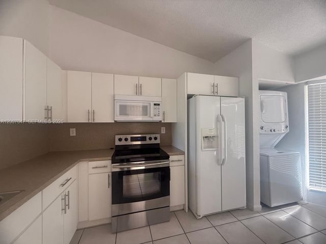 1004 San Remo Circle, Homestead, FL 33035