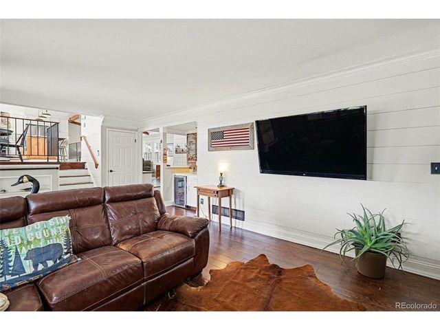 8151 S Marion Ct, Centennial, CO 80122