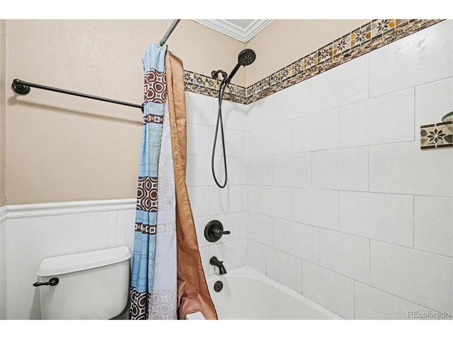 8151 S Marion Ct, Centennial, CO 80122