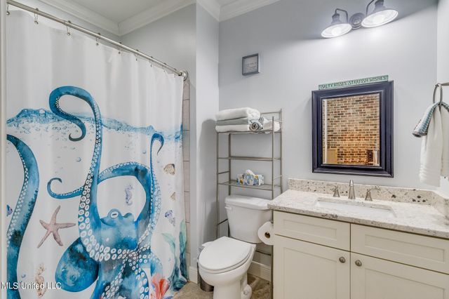 421 Carroll Avenue, Bay Saint Louis, MS 39520