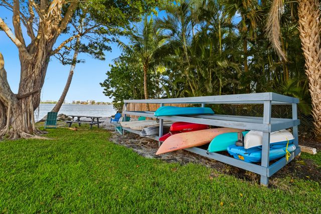 1502 S Lakeside Drive 116, Lake Worth Beach, FL 33460