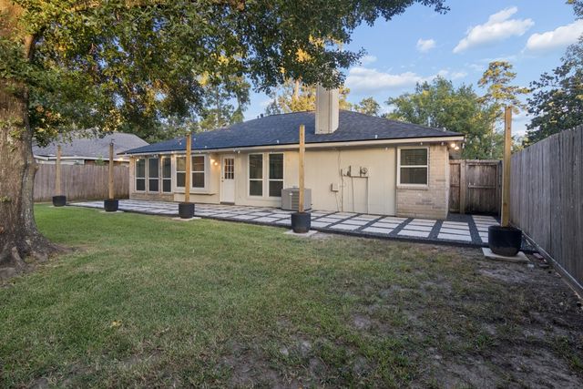 2903 Parkwood Manor Drive, Houston, TX 77339
