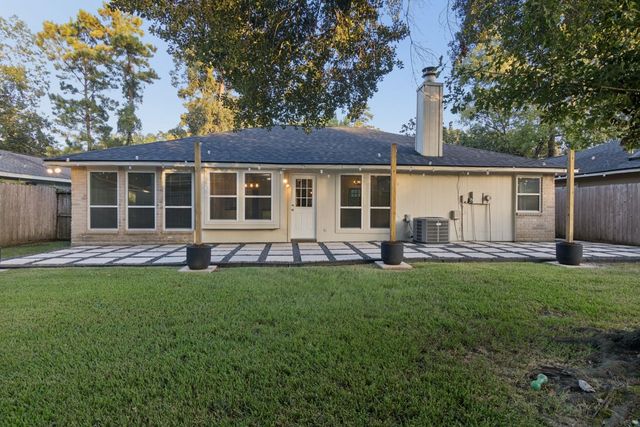 2903 Parkwood Manor Drive, Houston, TX 77339