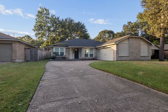 2903 Parkwood Manor Drive, Houston, TX 77339