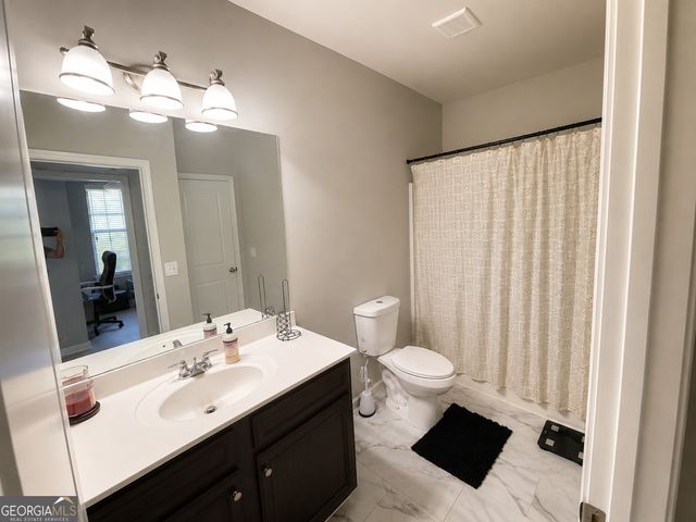 3590 Lynbrook Lane, Loganville, GA 30052
