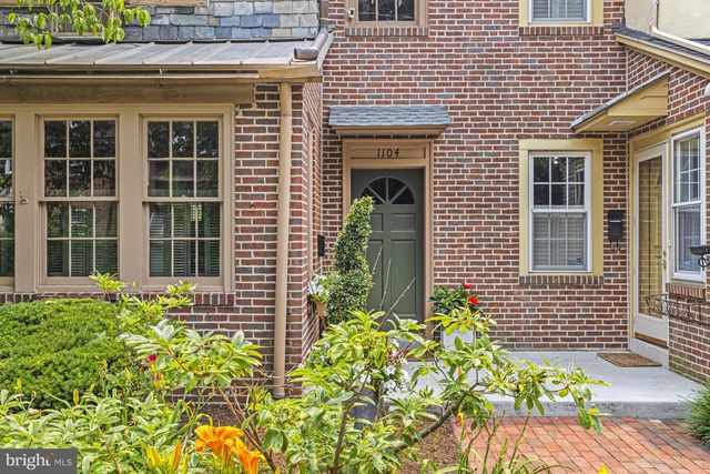 1104 WOODLAWN AVE, Wilmington, DE 19805