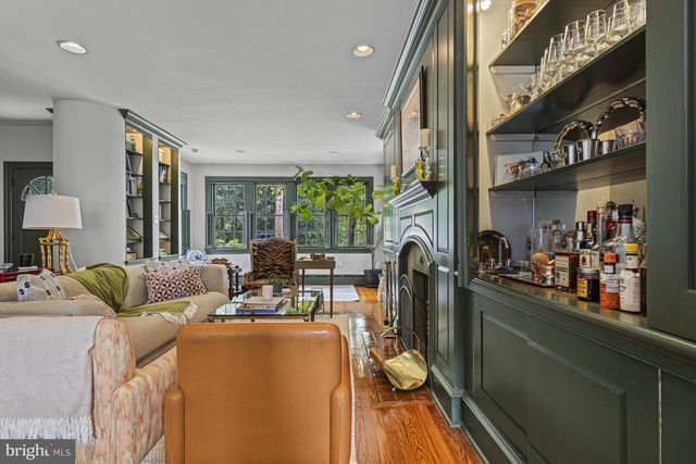 1104 WOODLAWN AVE, Wilmington, DE 19805