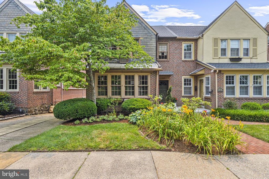 1104 WOODLAWN AVE, Wilmington, DE 19805