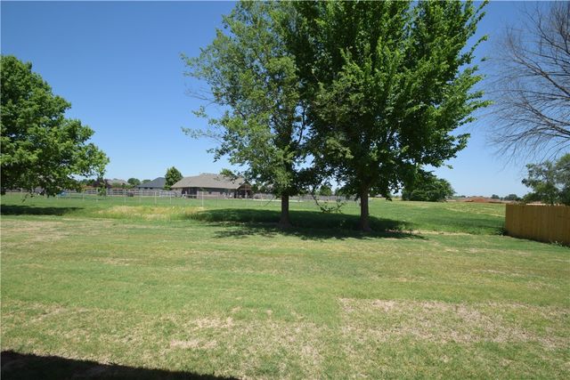 322 Texas Avenue, Farmington, AR 72730
