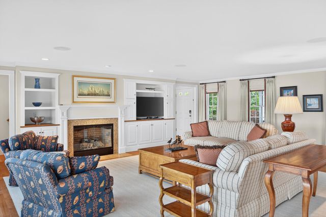 10 Brian Way, Harwich, MA 02645