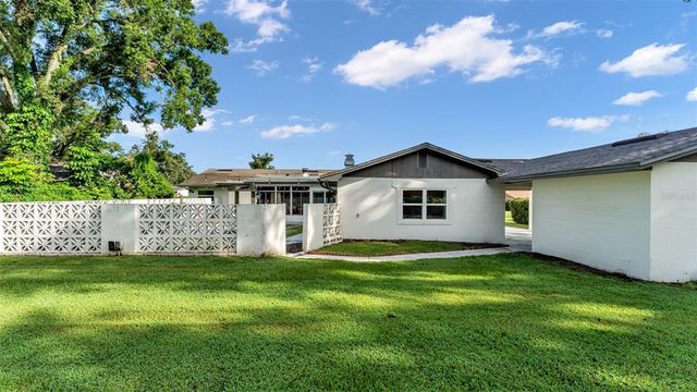 1807 STERLING DRIVE, Lakeland, FL 33813