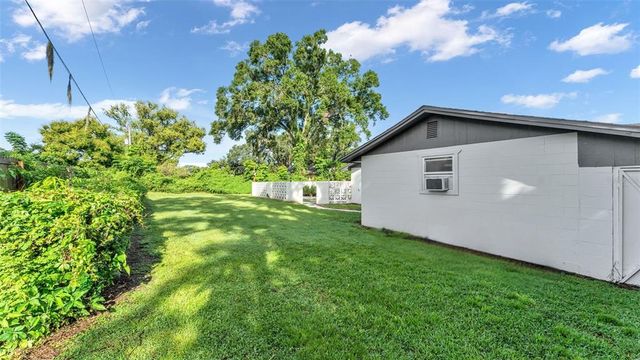1807 STERLING DRIVE, Lakeland, FL 33813