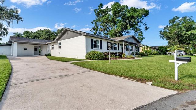 1807 STERLING DRIVE, Lakeland, FL 33813