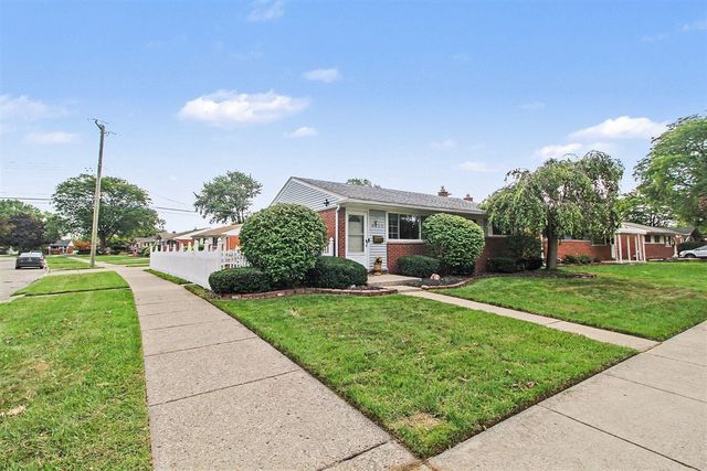 8452 Liberty Boulevard, Westland, MI 48185