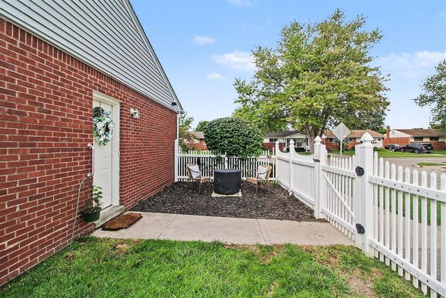 8452 Liberty Boulevard, Westland, MI 48185