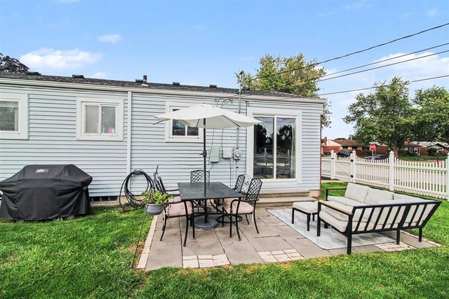 8452 Liberty Boulevard, Westland, MI 48185