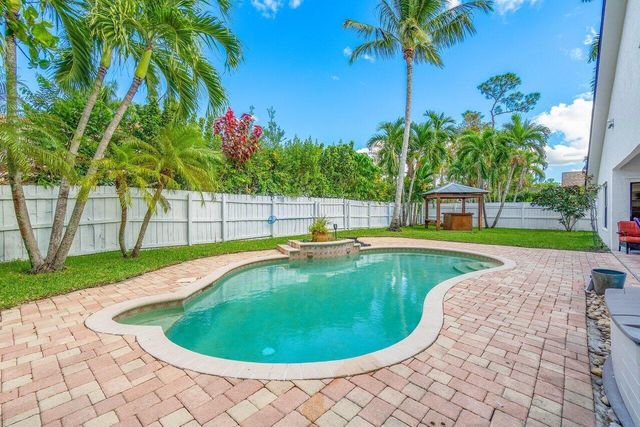 1146 Reading Terrace, Wellington, FL 33414