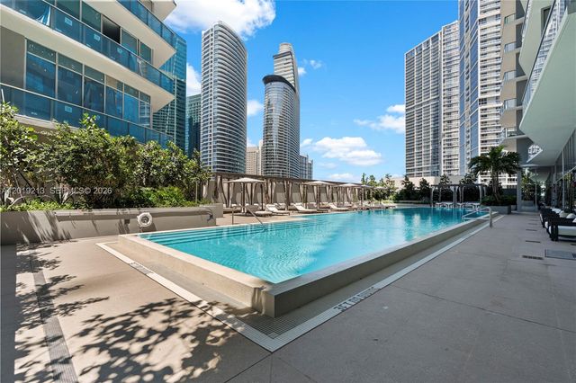 77 SE 5 3702, Miami, FL 33131