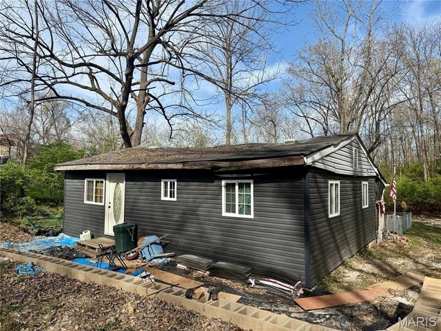 17 Labonte Drive, St Charles, MO 63304