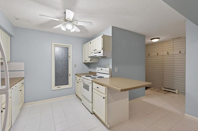 3527 37th Avenue NE, Saint Anthony, MN 55421