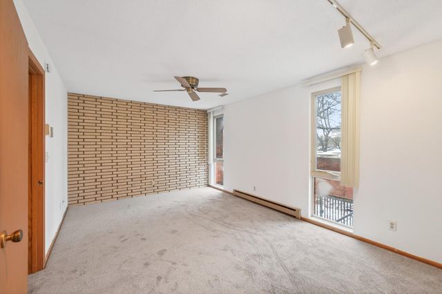 3527 37th Avenue NE, Saint Anthony, MN 55421