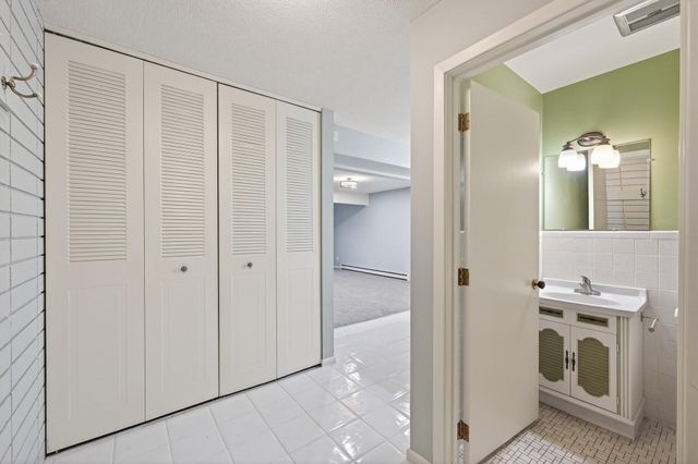 3527 37th Avenue NE, Saint Anthony, MN 55421