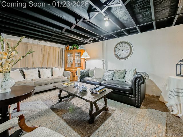 3716 Mark Orr Road, Royal Oak, MI 48073