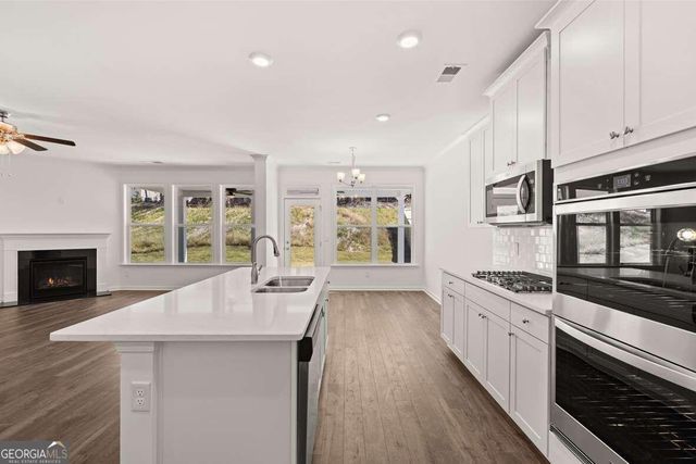 1678 LaceBark Elm Way, Lawrenceville, GA 30045