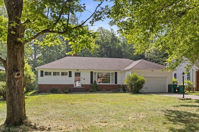747 Edgewood Road, Richmond Heights, OH 44143