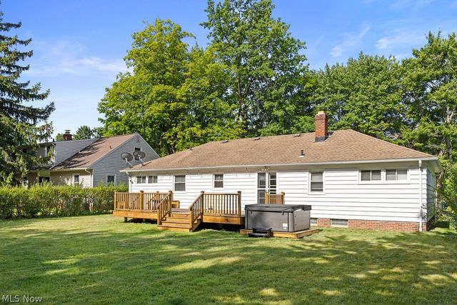 747 Edgewood Road, Richmond Heights, OH 44143