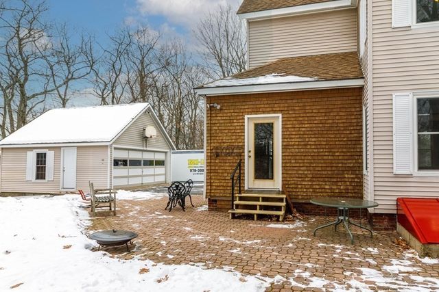 225 Wallingford Avenue, Athol, MA 01331