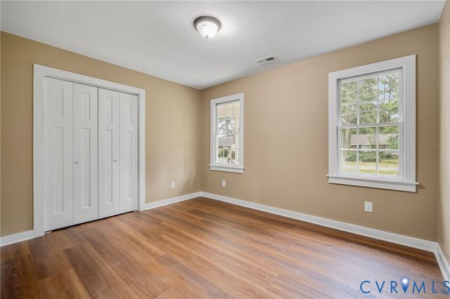 525 N Park Dr, Petersburg, VA 23805