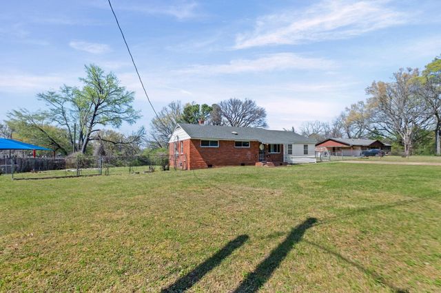668 WESTVIEW RD, Memphis, TN 38109