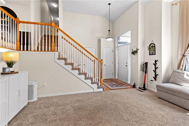 731 River Drive, Kansas City, KS 66111