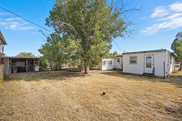 1488 Mccarty Street, Aspermont, TX 79502