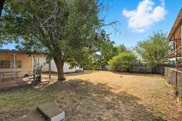 1488 Mccarty Street, Aspermont, TX 79502