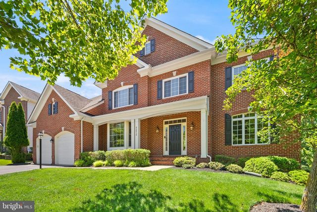 43916 RIVERPOINT DR, Leesburg, VA 20176