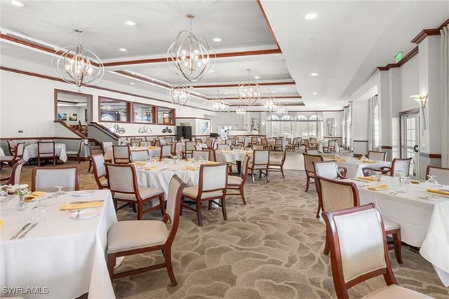 700 Saratoga CIR B-101, Naples, FL 34104