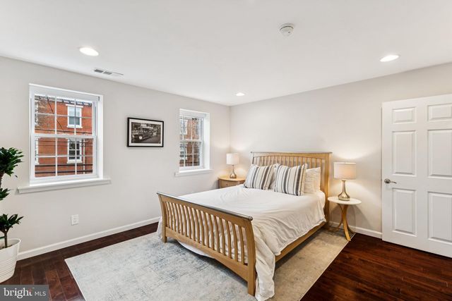 412 DICKINSON ST, Philadelphia, PA 19147