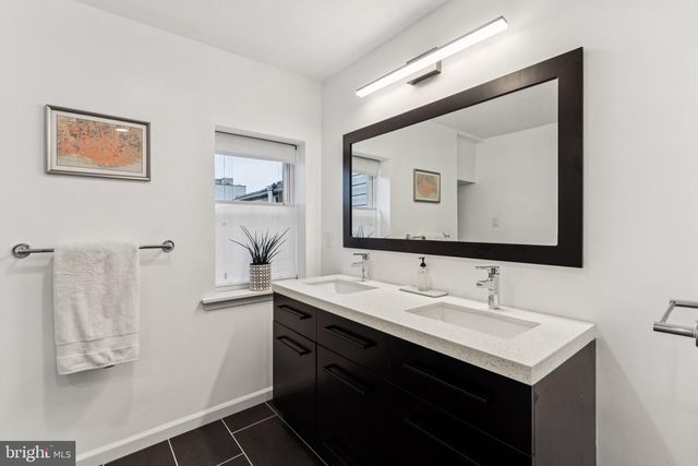 412 DICKINSON ST, Philadelphia, PA 19147