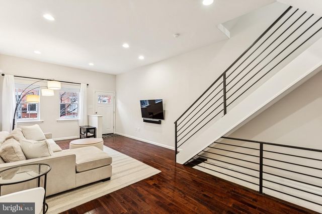 412 DICKINSON ST, Philadelphia, PA 19147