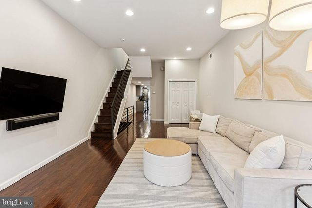 412 DICKINSON ST, Philadelphia, PA 19147